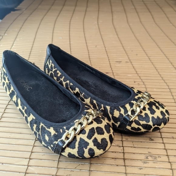 Vionic Spark "Pera" Flats Gold Chain Leopard Calf Hair Orthopedic Designed women - Picture 1 of 11